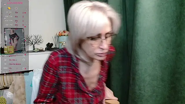 Snapshot of PamellaMurphy chatting on May 2026 11:44:01 PM PamellaMurphy online show from May 2026 11:44:01 PM