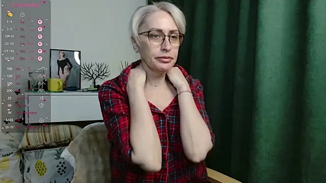 Snapshot of PamellaMurphy chatting on May 2026 11:56:02 PM PamellaMurphy online show from May 2026 11:56:02 PM