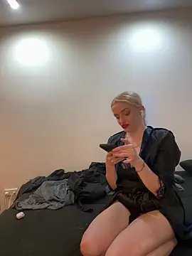 silentvelvettrap online show from March 2026 07:54:01 PM