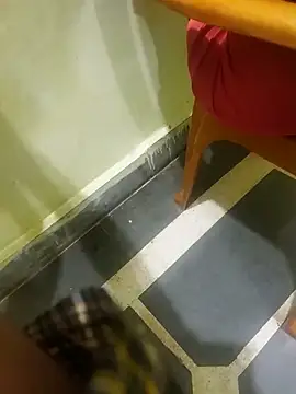 Pooja202 online show from September 2025 10:15:02 AM