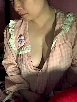 Star-sweet online show from November 2025 04:00:01 PM