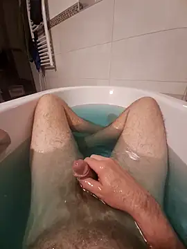 Snapshot of chrisili1986 chatting on November 2025 03:36:02 PM chrisili1986 online show from November 2025 03:36:02 PM