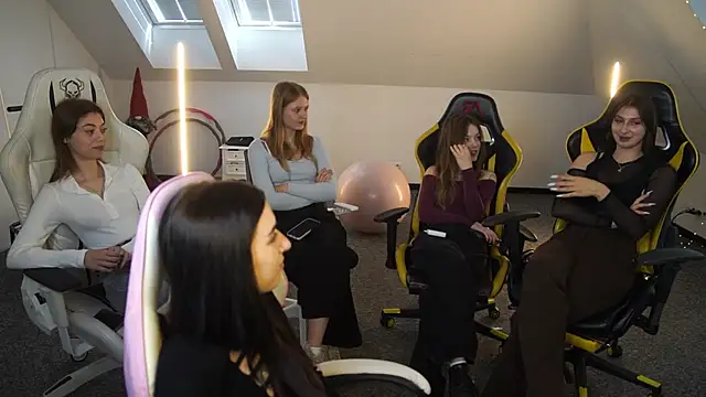  Lili 054 online show from October 2025 10:22:02 AM