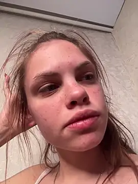 rinabluu online show from April 2026 12:17:01 PM