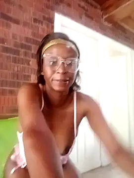 SexyBootie online show from April 2026 12:57:01 PM