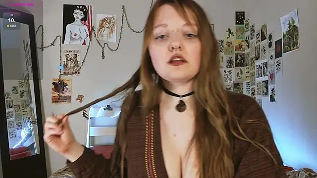 WonderConnie1 online show from May 2026 02:55:01 PM