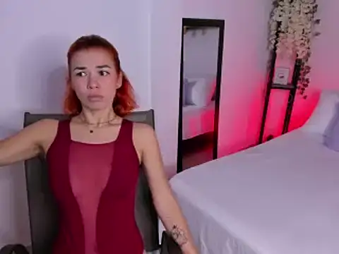 Snapshot of selene_boyer chatting on October 2025 04:19:01 PM selene boyer online show from October 2025 04:19:01 PM