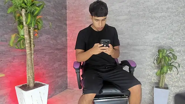 CHR58  online show from September 2025 12:56:02 AM