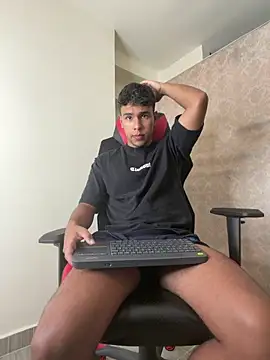 CHR58  online show from April 2026 12:27:01 AM