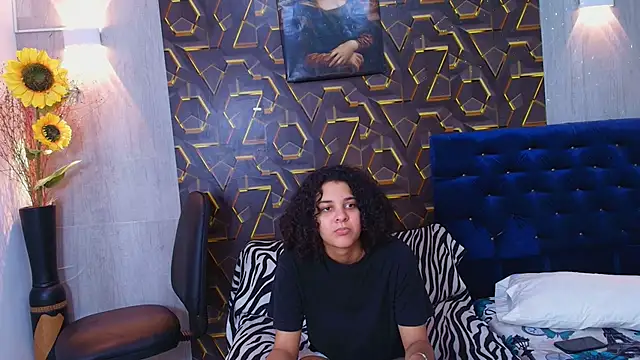 Snapshot of miss_leidy_ chatting on June 2026 03:11:01 AM miss leidy online show from June 2026 03:11:01 AM