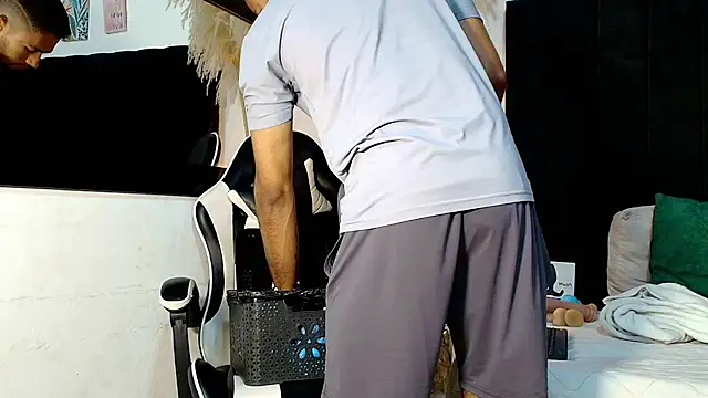 MaicolParker  online show from June 2026 12:58:01 PM