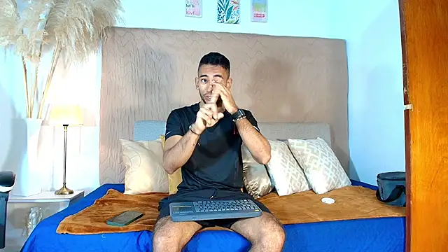 MaicolParker  online show from July 2026 12:12:02 PM