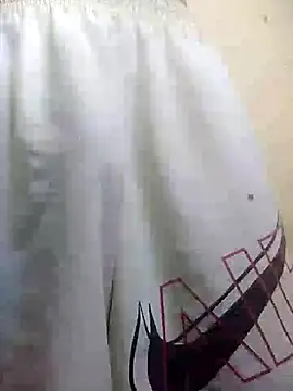 juninho2001 online show from November 2025 04:51:01 PM