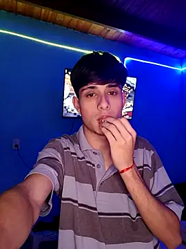 Snapshot of matiatr1112 chatting on September 2025 04:44:01 AM matiatr1112 online show from September 2025 04:44:01 AM