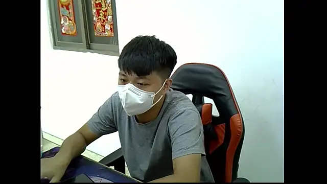 zhu000000 online show from October 2025 05:24:01 AM