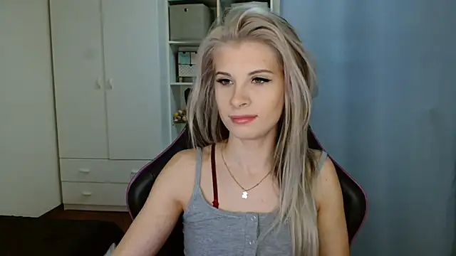 KristineGlow online show from March 2026 07:13:02 AM