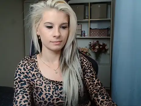 Snapshot of KristineGlow chatting on July 2026 03:10:02 PM KristineGlow online show from July 2026 03:10:02 PM