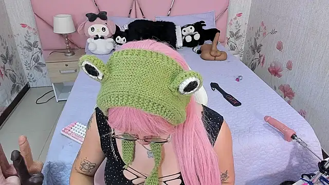 SafiroAgataaa online show from November 2025 09:40:01 PM