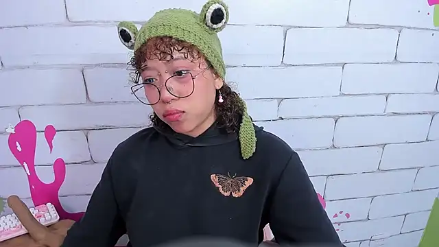 SafiroAgataaa online show from February 2026 03:57:02 AM