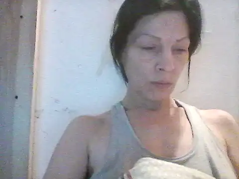 Milana38 online show from April 2026 07:48:01 PM