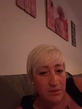 Rozendefotz online show from May 2026 09:53:01 PM