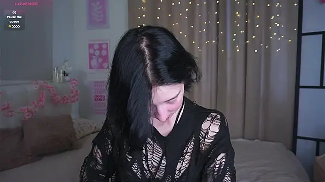 JuanaFriesz online show from March 2026 09:20:01 AM