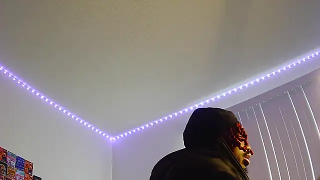 Snapshot of risktakinndolo chatting on September 2025 05:15:02 PM risktakinndolo online show from September 2025 05:15:02 PM