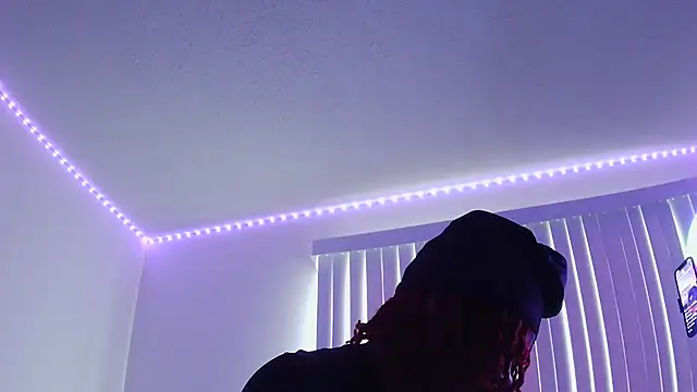 Snapshot of risktakinndolo chatting on September 2025 05:27:02 PM risktakinndolo online show from September 2025 05:27:02 PM