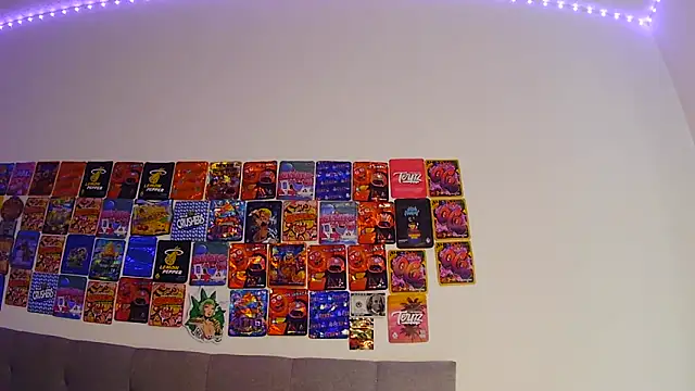 Snapshot of risktakinndolo chatting on October 2025 03:00:02 PM risktakinndolo online show from October 2025 03:00:02 PM