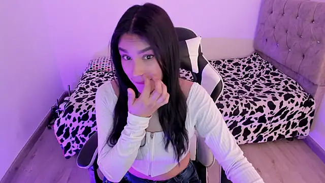 megaan cb online show from November 2025 01:10:02 PM