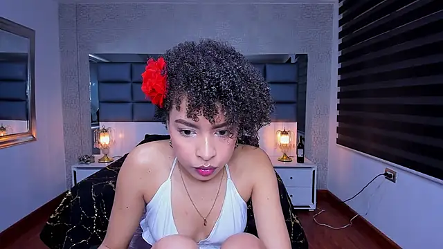 Lucia jane online show from December 2025 08:06:02 PM