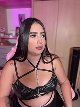 Emiily Moore1 online show from January 2026 11:47:02 PM