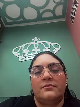 tiffany Johnson1 online show from September 2025 06:00:01 PM