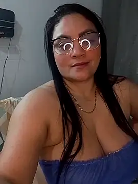 tiffany Johnson1 online show from January 2026 02:26:01 AM