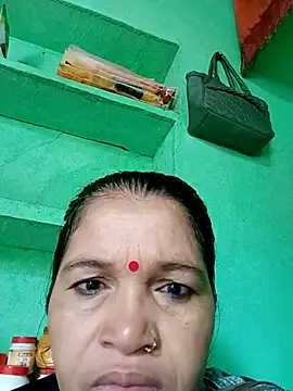 Manavi x online show from August 2026 03:05:01 AM