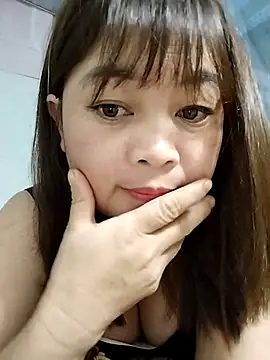 Lyly nuce online show from October 2025 11:05:02 PM