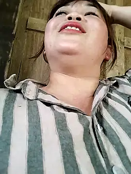 Lyly nuce online show from November 2025 07:52:02 AM