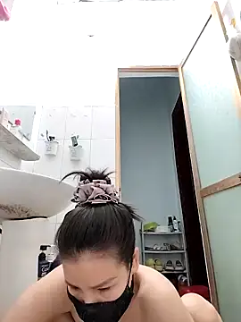 simsim-00 online show from April 2026 08:00:02 PM