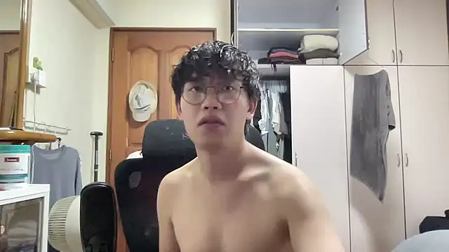 Passionatetwink2 online show from March 2026 09:26:01 AM