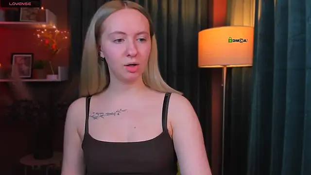 mila glow1 online show from April 2026 06:52:01 PM