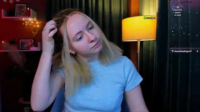 mila glow1 online show from April 2026 07:04:02 PM