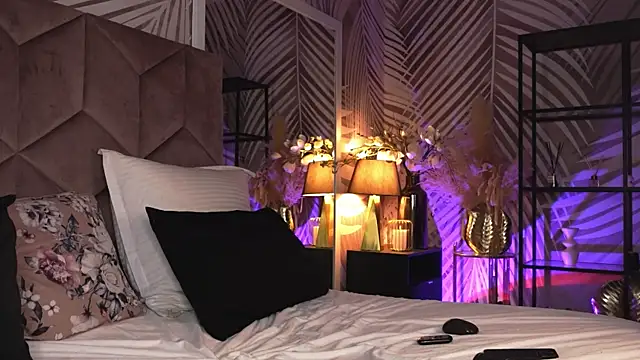 EvaRhea online show from April 2026 02:53:02 AM