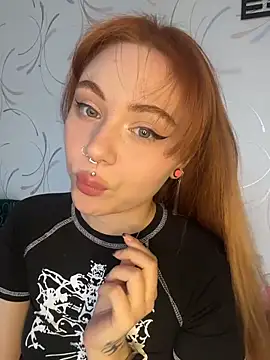 LunaMillie online show from March 2026 11:36:02 AM