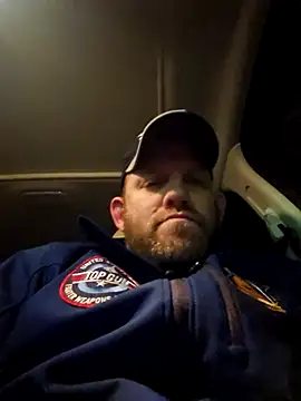 Iceman198244 online show from October 2025 02:23:02 AM