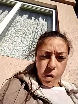 LenaBloomy online show from November 2025 12:18:01 PM