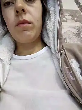 LenaBloomy online show from November 2025 12:59:02 PM