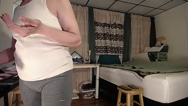 ANALTRAINING4U2 online show from March 2025 04:37:02 AM