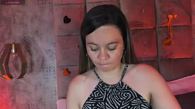 Sky Junne online show from February 2026 06:15:02 PM