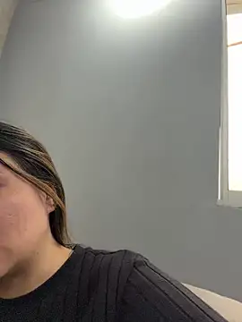 Sky Junne online show from April 2026 05:28:01 PM