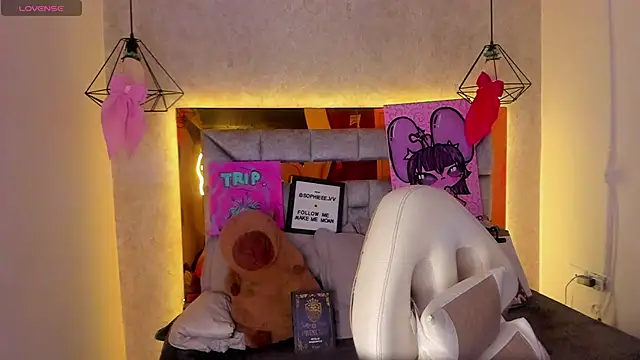 Snapshot of sophiievv chatting on December 2025 07:09:01 PM sophiievv online show from December 2025 07:09:01 PM